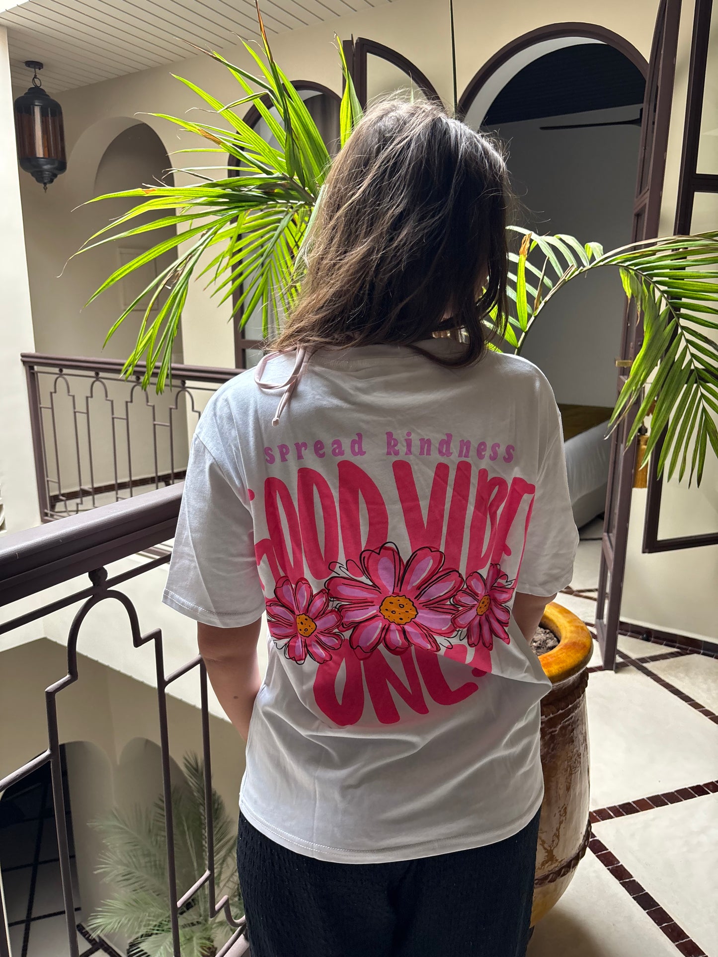 T-shirt GOOD VIBES