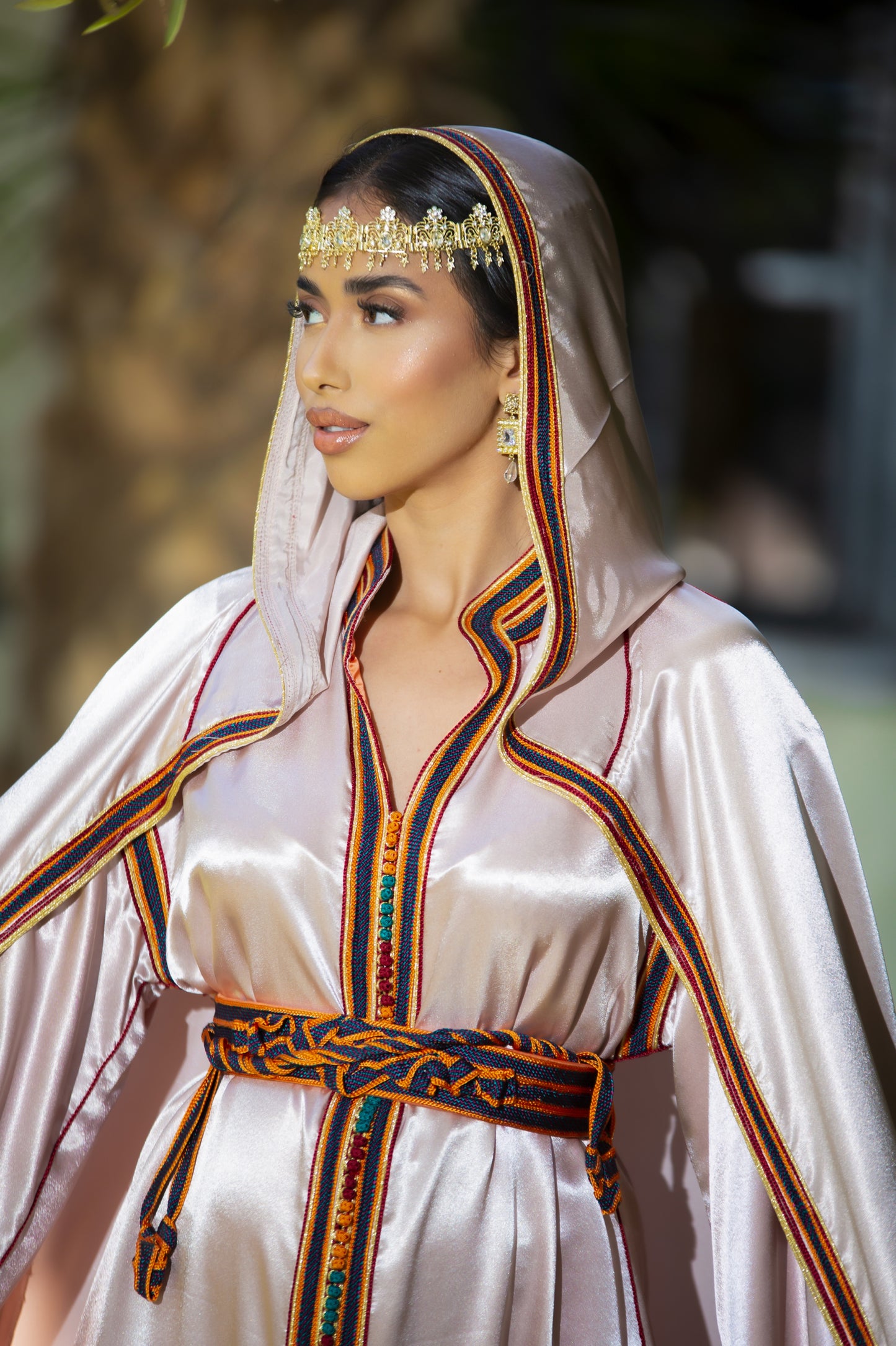 Caftan Royal en Satin de Soie - Édition Exclusive AMELJAL